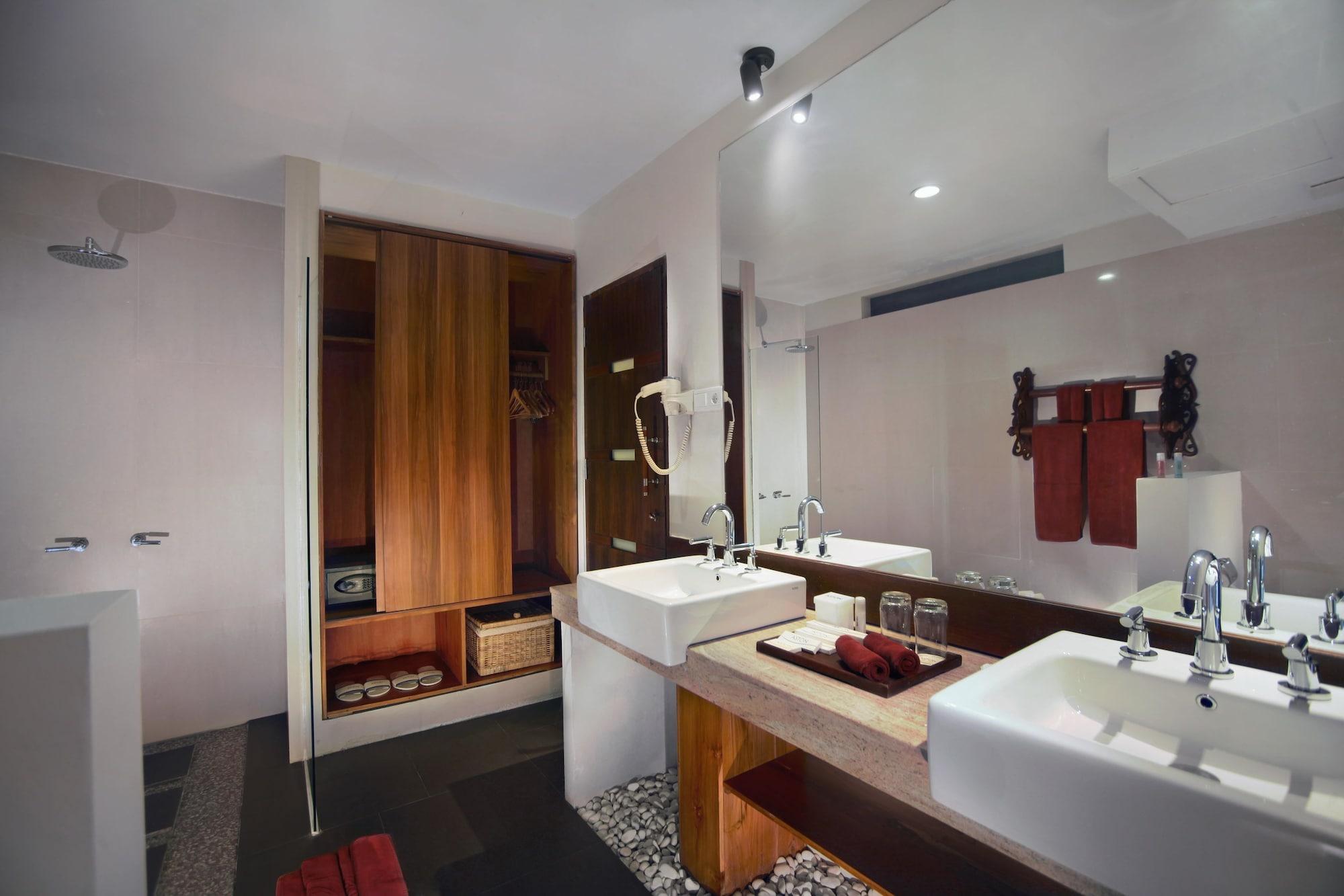Aston Sunset Beach Resort - Gili Trawangan Exterior foto