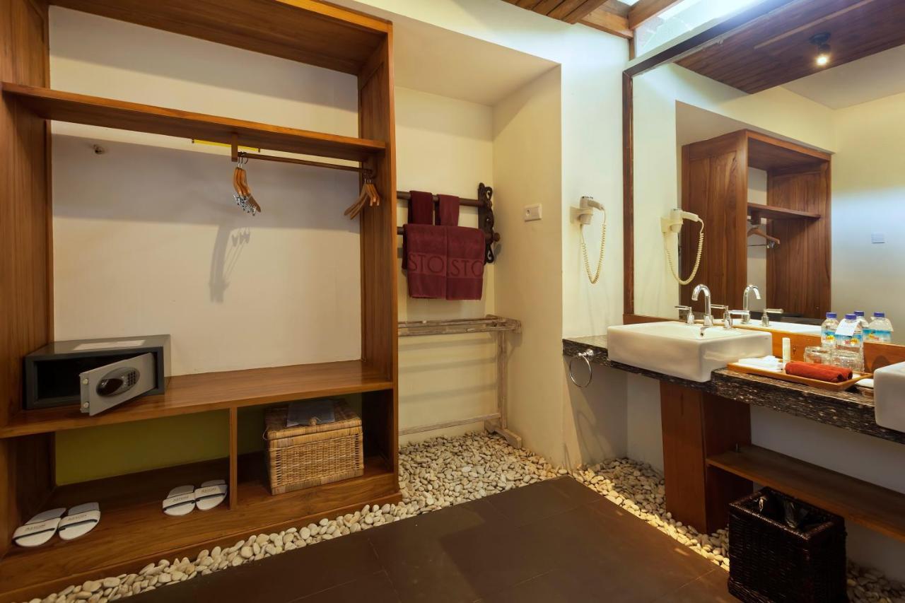 Aston Sunset Beach Resort - Gili Trawangan Exterior foto